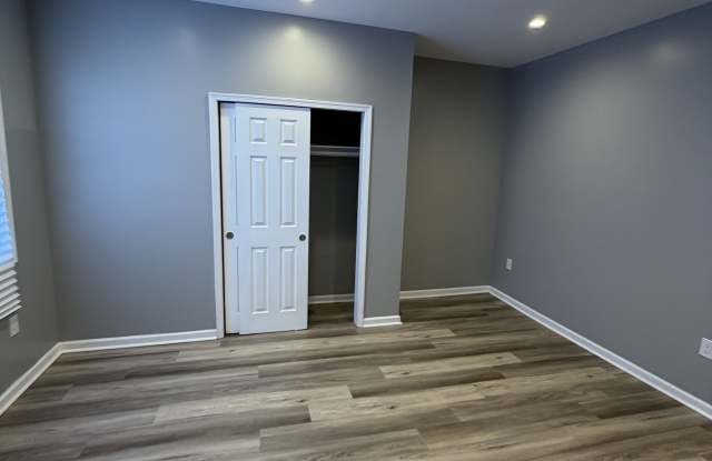 1704 Conlyn Street - 2 Gallery 3