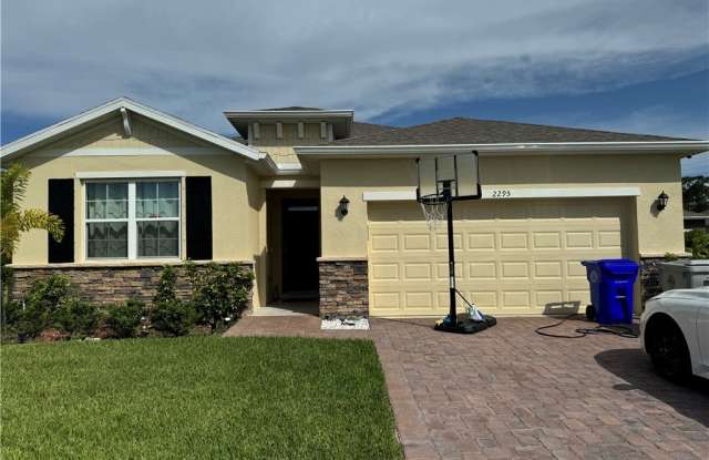 2295 Crowned Eagle Circle SW Gallery 1