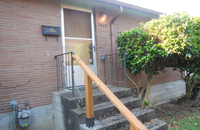 7420 Rainier Ave S - 7420 Rainier Avenue South, Seattle, WA 98118