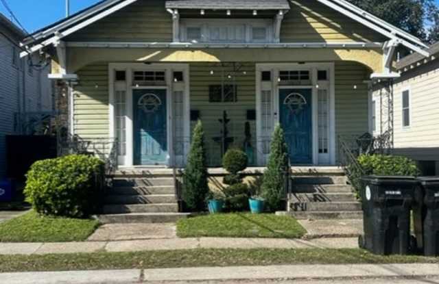3016 Calhoun St. Double photos photos