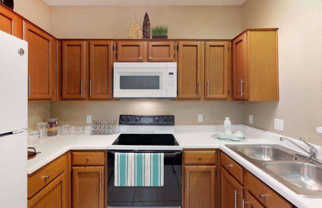 Tuscany Park Apartments Gallery 2
