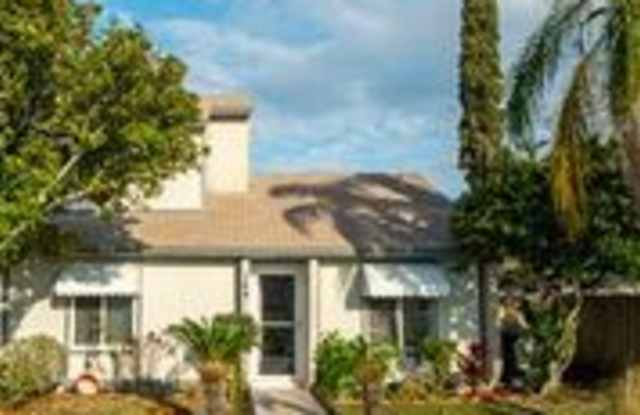 744 Aquatic Drive photos photos