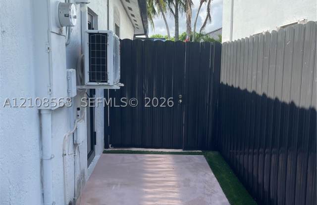 14554 SW 161 CT Gallery 2