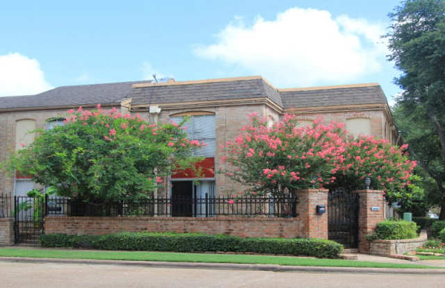 Briarwood Gallery 4