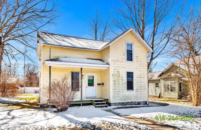 110 W Elm St photos photos