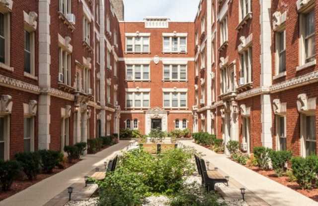 540 West Surf Street - 540 West Surf Street, Chicago, IL 60657