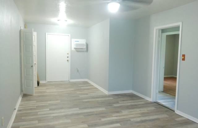 1722 Tarlton - 2/Bed 1/Bath - $1150/month Gallery 4