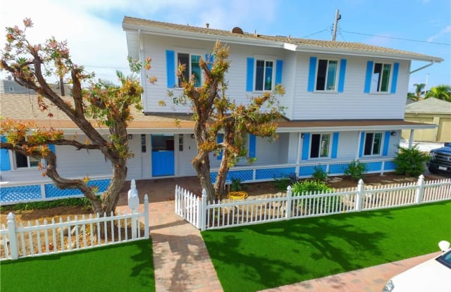 623 Geneva Avenue - 623 Geneva Avenue, Huntington Beach, CA 92648