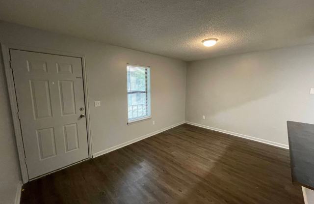 Fully renovated. New owner. Improved property. Gallery 3