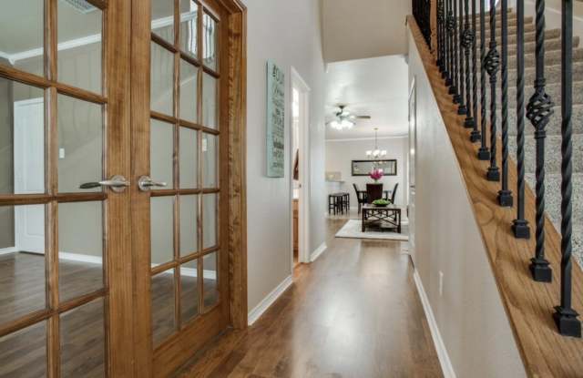 6060 Pisa Lane Gallery 2