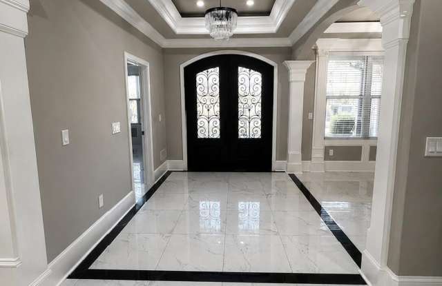 4261 Captains Court Gallery 3