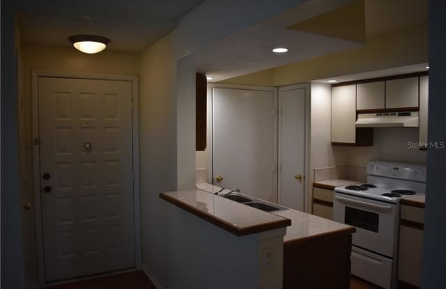 1716 NANTUCKET COURT Gallery 3