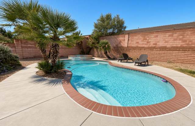 4 bedroom pool home in Coral Canyon! Gallery 4