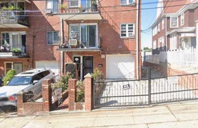 87-32 165th Street Gallery 1