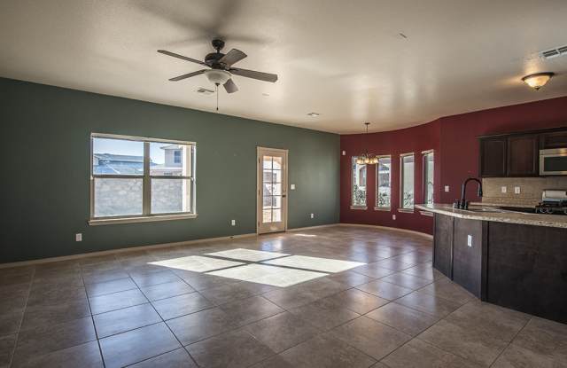 STYLISH NORTHEAST EL PASO HOME FOR RENT Gallery 4