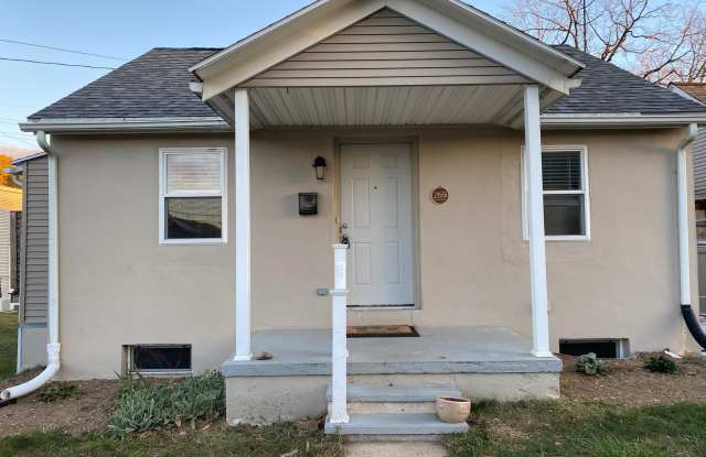 2651 CLEVELAND AVENUE - 2651 Cleveland Avenue, West Wyomissing, PA 19609