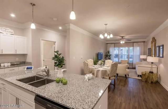 Parc Gardens - 55 or Older Luxury Living Gallery 3