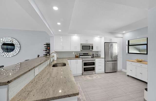 12870 Briarlake Drive Gallery 1