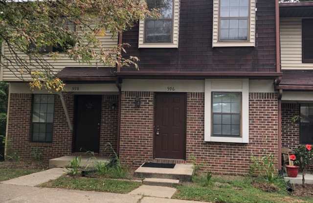 3 bedroom, 2.5 bathroom townhome: Timber Ridge photos photos