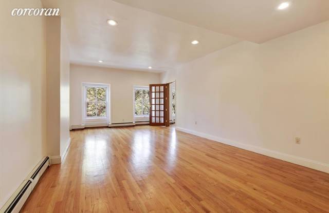 261 Carlton Avenue Gallery 2