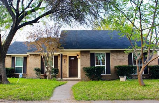 5625 Painter Street - 5625 Painter Street, The Colony, TX 75056