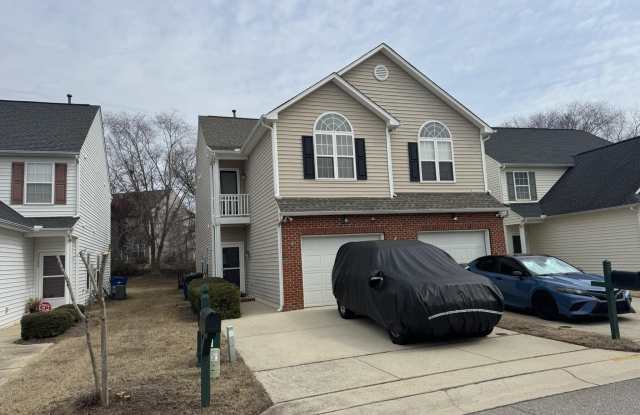 2044 Metacomet Way photos photos