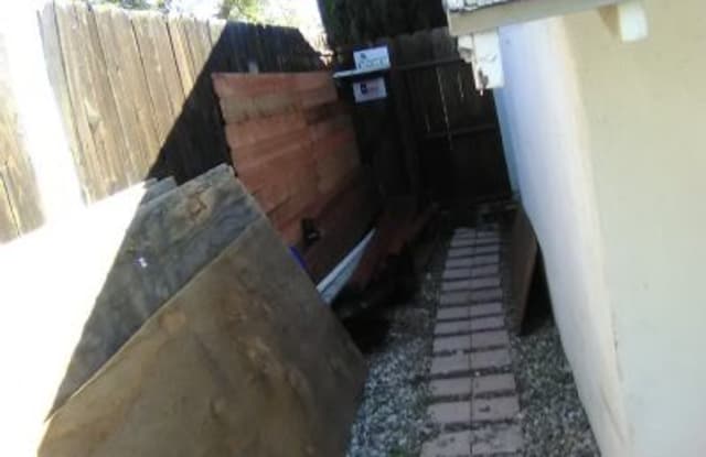 7545  Claire Ave - 7545 Claire Avenue, Los Angeles, CA 91335