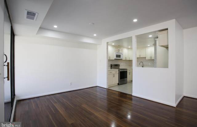 6317 PARK HEIGHTS Avenue unit: 417 Gallery 4