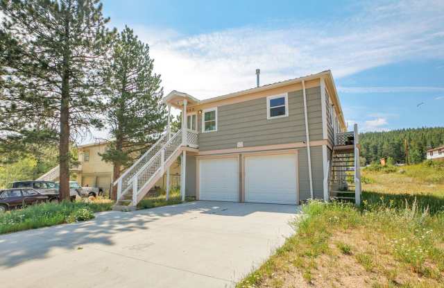 4 Bedroom, 2 bath home with 2 car garage photos photos