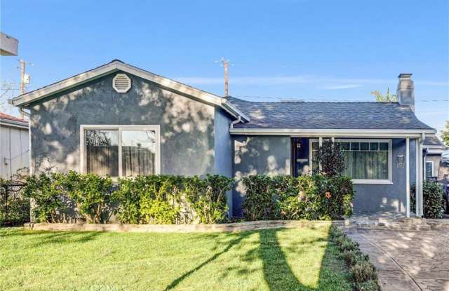 1130 N Cordova photos photos