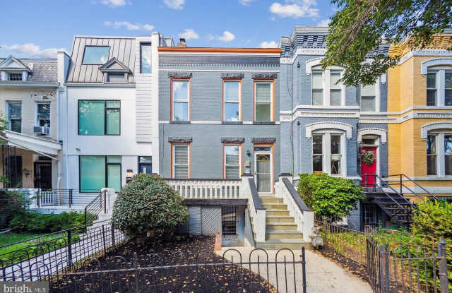 1136 5TH ST NE #A - 1136 5th Street NE, Washington, DC 20002