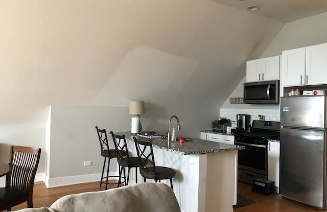3358 N KENMORE - 3358 North Kenmore Avenue, Chicago, IL 60657