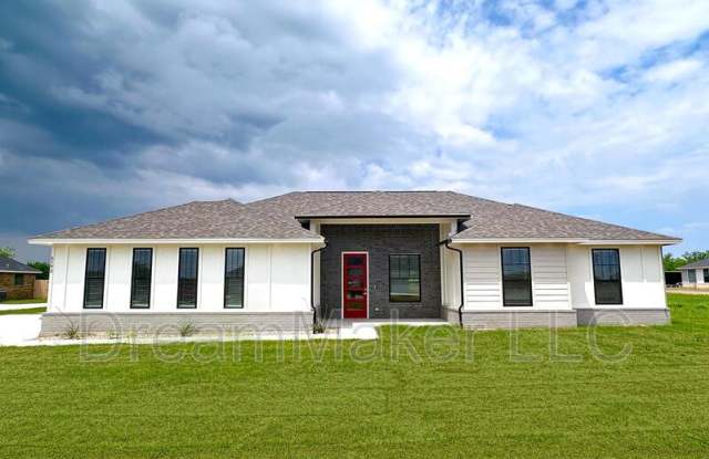 5192 Red Maple Avenue photos photos