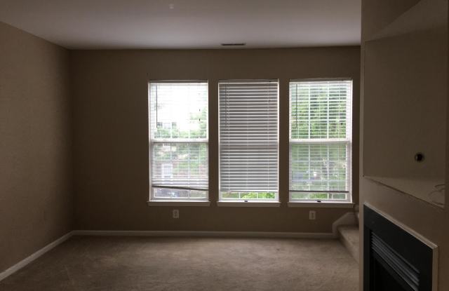 46002 CARAWAY TERRACE Gallery 2