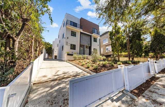 1376 Edgecliffe Drive photos photos