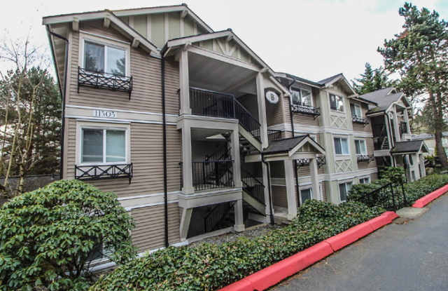 11303 Northeast 128th Street - 11303 Northeast 128th Street, Kirkland, WA 98034