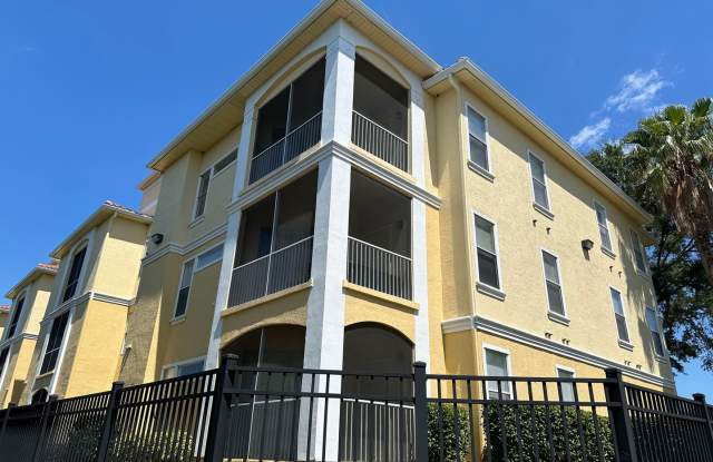 2 bed 2 bath Condo in the heart of Maitland Gallery 1