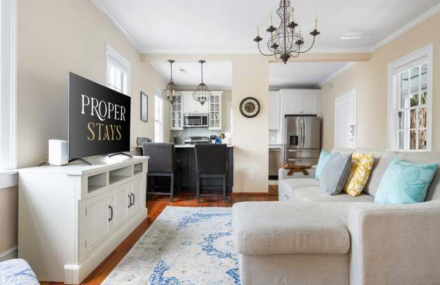 The Sweetgrass Suite- 251 Ashley Avenue, Unit C photos photos