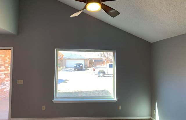 3/2/2 - 5105 Raindrop Lane, Amarillo, TX 79110