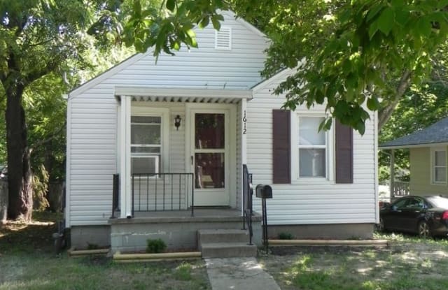 1612 West College Street - 1612 W College St, Independence, MO 64050