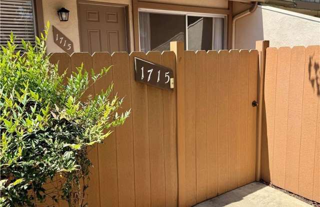1715 N Gilbert Street photos photos