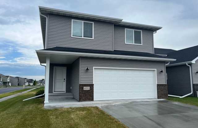 New 3 Bedroom/3 Bathroom House photos photos
