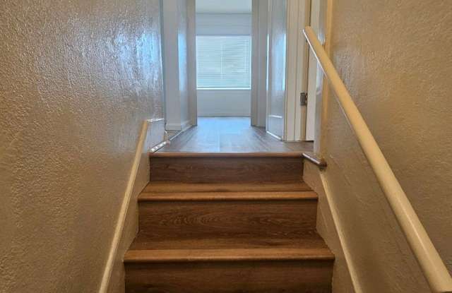 KGL7TH photos photos