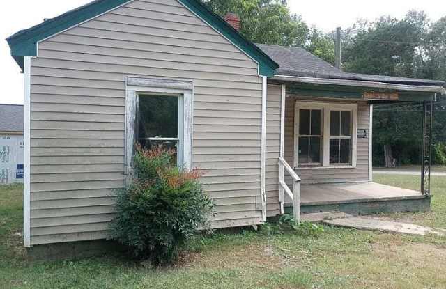 98 Camp Circle photos photos