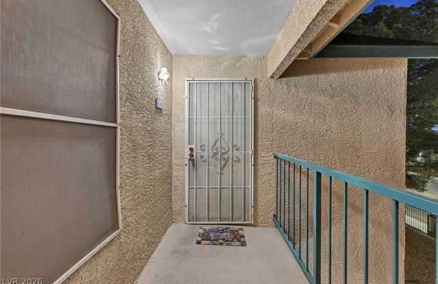 5131 LINDELL Road Gallery 2