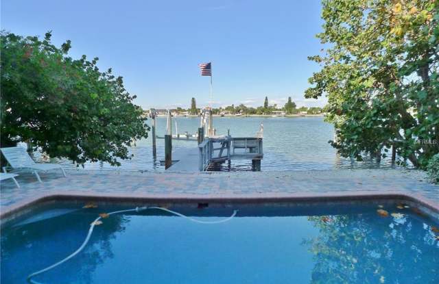 8451 BLIND PASS DRIVE Gallery 2