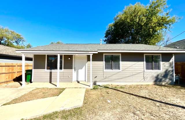 **MOVE IN SPECIAL** Ready 3-Bedroom Just Minutes from I-35! photos photos **MOVE IN SPECIAL** Ready 3-Bedroom Just Minutes from I-35! photos photos