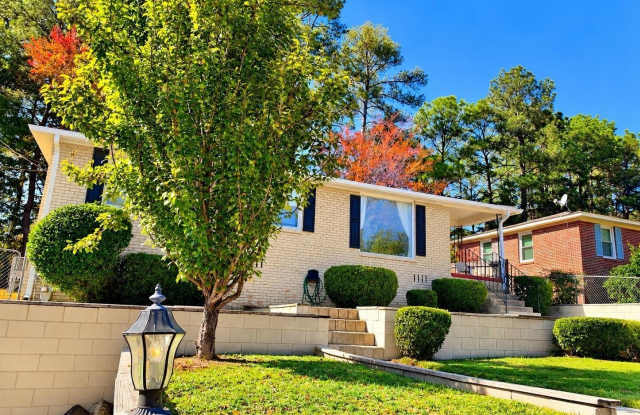 1033 Westhaven Drive Gallery 1