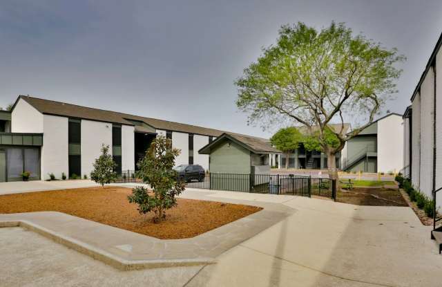 Short Hills North Gallery 2