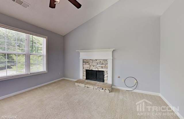 7955 Streamside Lane Gallery 4
